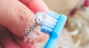 Clean the Ring with Washing-up Liquid