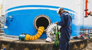 Clean the Tank's Interior