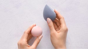 Cleaning Makeup Sponges in the Microwave