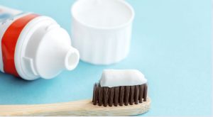 Cleaning the Iron Plate using Toothpaste