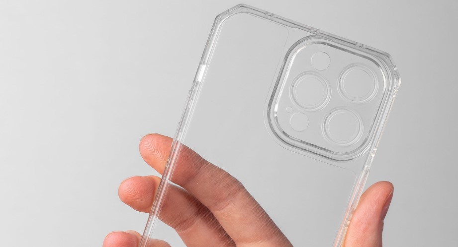 How to Clean A Clear Phone Case?