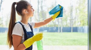 How to Clean Windows Outside?