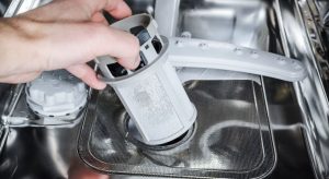 Signs That Your Dishwasher Filter Needs Cleaning