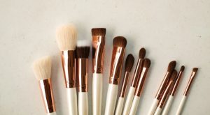 When to Replace Your Makeup Brushes?